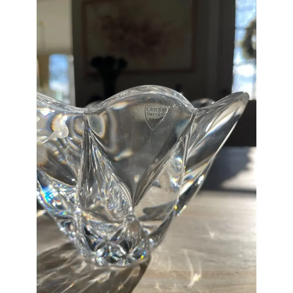 ORREFORS Crystal Sweden Anne Nilsson Design DAISY Scallop Bowl 8 3/4